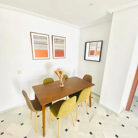 Atico Centro Y Playa Apartmán *